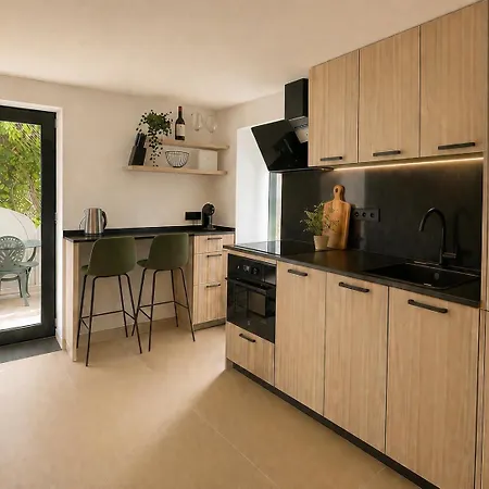 דירה Jardim - Adults-only With A Freestanding Bathtub And Garden View *